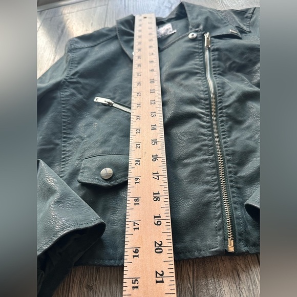 Urban Outfitters Women's Faux Suede Leather Jacket Green Size Medium - Picture 9 of 11